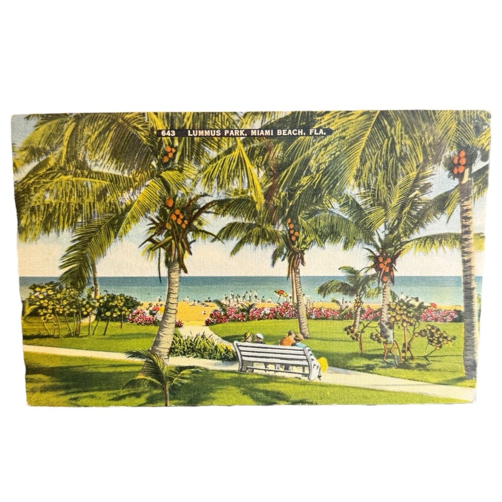 Vintage Linen Postcard Lummus Parkโ Miami Beach Florida Park Bench at the Beach